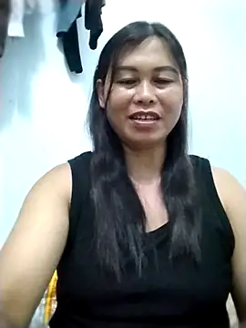 Snapshot of -Hatybi- chatting on July 2, 2026, 8:15 pm -Hatybi- online show from July 2, 2026, 8:15 pm