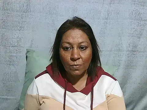 IndianSexyMilf69 online show from June 6, 2026, 5:12 am