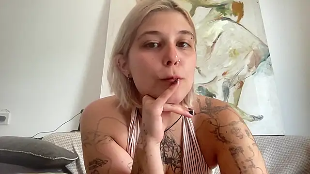 Ella Bloom online show from July 7, 2026, 9:57 am