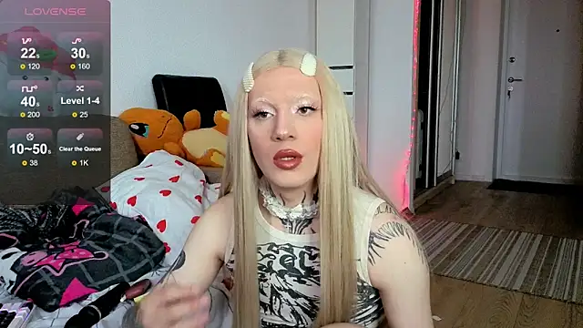 Chloecherry online show from June 6, 2026, 2:11 pm
