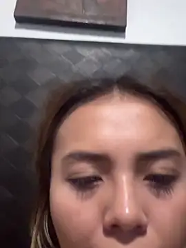 Snapshot of IvannaNou chatting on May 29, 2026, 1:42 pm IvannaNou online show from May 29, 2026, 1:42 pm