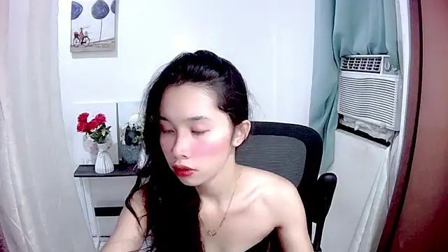 heartx  online show from June 19, 2026, 2:43 pm