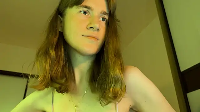 agniia257 online show from June 12, 2026, 6:18 pm