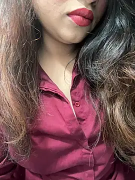 Yours riya11 online show from July 17, 2026, 11:31 pm