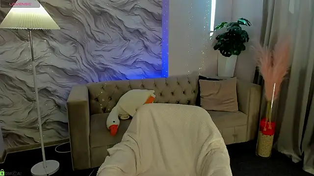 Snapshot of Kylie-Voss chatting on July 6, 2026, 3:03 am Kylie-Voss online show from July 6, 2026, 3:03 am