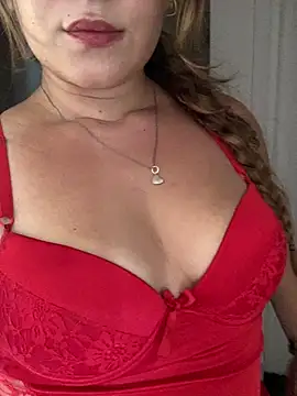 Snapshot of rebel-blondie chatting on July 19, 2026, 2:54 pm rebel-blondie online show from July 19, 2026, 2:54 pm