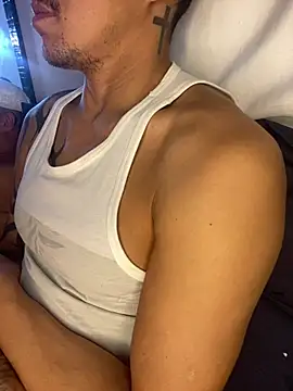 Snapshot of Tatuadomoreno23cm chatting on July 9, 2026, 10:19 am Tatuadomoreno23cm online show from July 9, 2026, 10:19 am