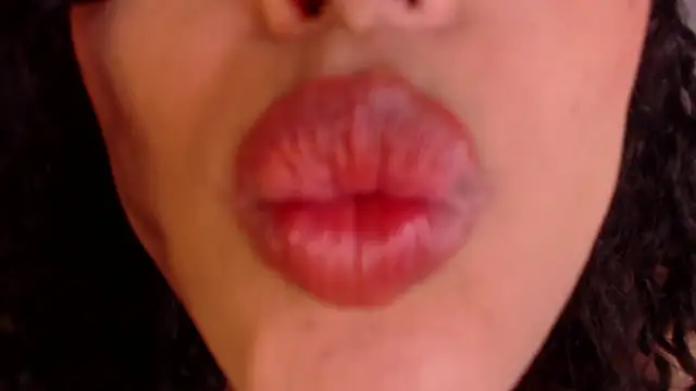 Alexa Rios  online show from June 19, 2026, 10:13 pm