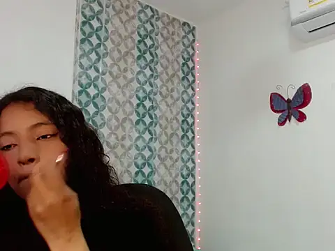Isabellacarson online show from June 6, 2026, 5:06 pm
