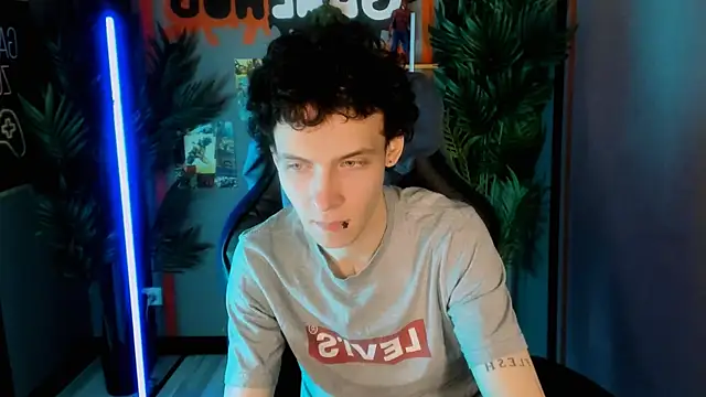 Snapshot of Jacob_Davidson chatting on June 14, 2026, 6:15 am Jacob Davidson online show from June 14, 2026, 6:15 am