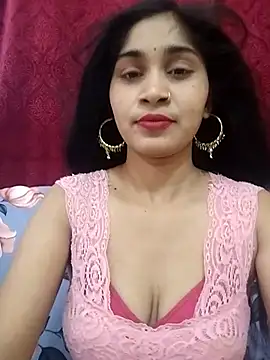 Naughty Kiara  online show from June 24, 2026, 4:33 am