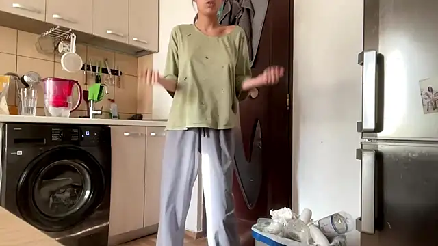 Snapshot of SindyKay chatting on July 10, 2026, 5:12 am SindyKay online show from July 10, 2026, 5:12 am