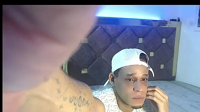 Snapshot of Brendt_Hotx chatting on June 10, 2026, 11:57 pm Brendt Hotx online show from June 10, 2026, 11:57 pm