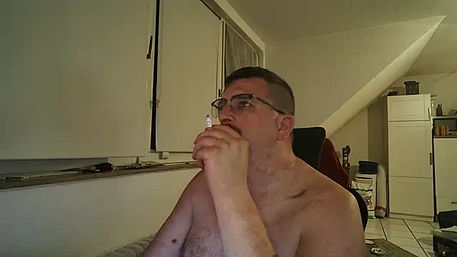 Redtaiger online show from May 30, 2026, 10:29 pm