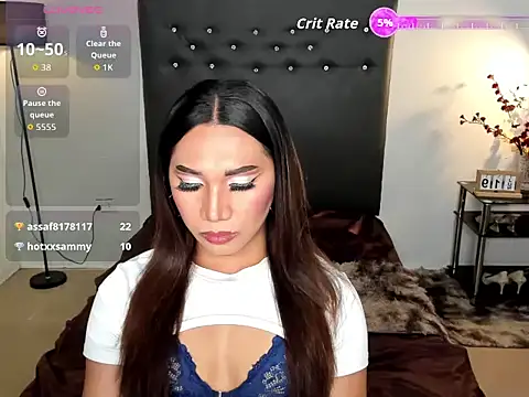 UrSeductiveCriselda online show from June 19, 2026, 4:44 pm