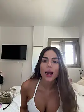 Snapshot of miaabelluccii chatting on July 17, 2026, 1:40 pm miaabelluccii online show from July 17, 2026, 1:40 pm