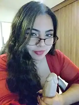 Roxxy Sade online show from July 6, 2026, 11:40 pm