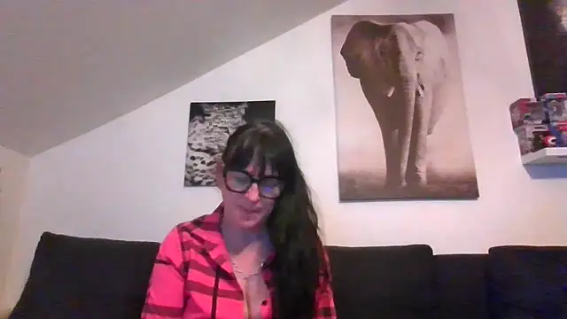 sexujuly88 online show from May 8, 2026, 10:26 pm