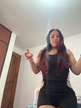 ArielFerrara online show from July 1, 2026, 8:41 pm