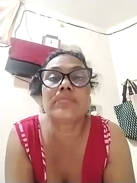 chatterjeesayani567 online show from June 12, 2026, 6:18 pm
