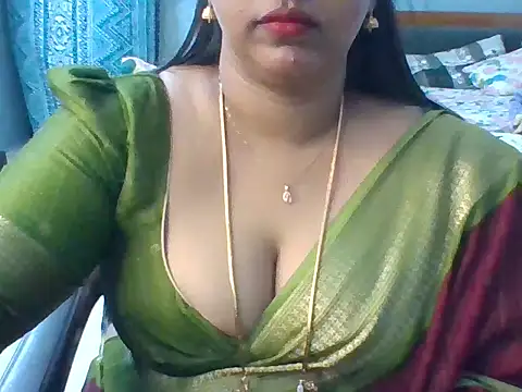 Snapshot of Tamil_hot_Meenu chatting on July 7, 2026, 3:27 pm Tamil hot Meenu online show from July 7, 2026, 3:27 pm