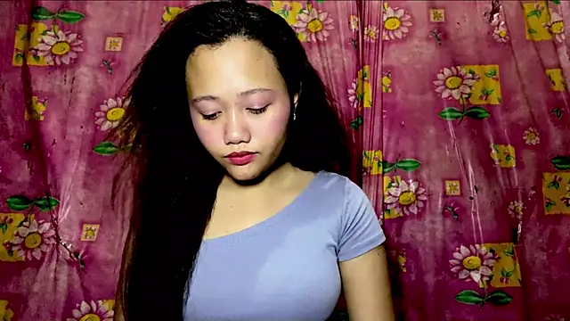 Abegail2221 online show from June 15, 2026, 12:40 pm