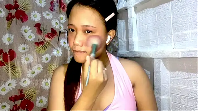 Abegail2221 online show from July 16, 2026, 12:22 pm