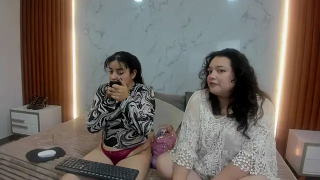 genesis y moon online show from July 11, 2026, 12:30 pm