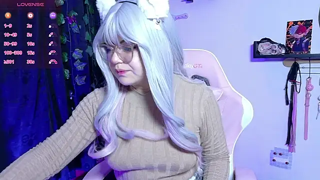 Meow cat4 online show from June 12, 2026, 7:13 pm