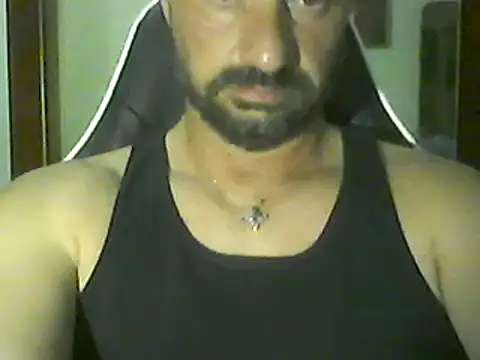 Snapshot of francesc80 chatting on June 7, 2026, 12:15 am francesc80 online show from June 7, 2026, 12:15 am