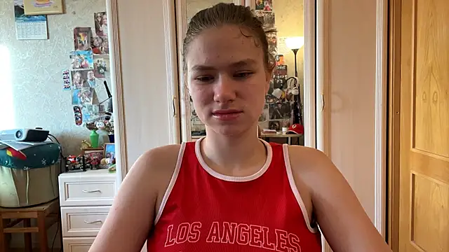 Codi Rostersy online show from June 25, 2026, 3:06 am