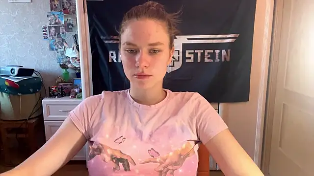 Codi Rostersy online show from July 19, 2026, 5:27 pm