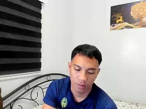 urfucker vinz online show from July 14, 2026, 2:12 pm