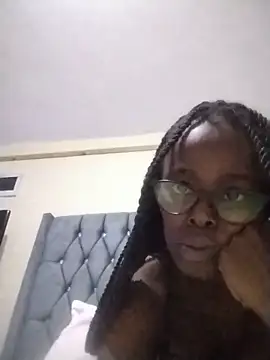 kendy sexy online show from June 7, 2026, 6:28 am