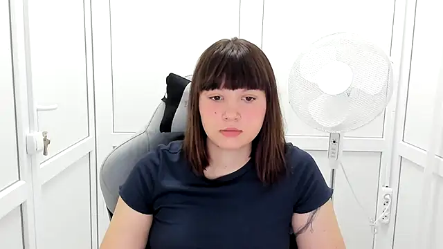 Vanilla Vixen online show from July 6, 2026, 5:59 am