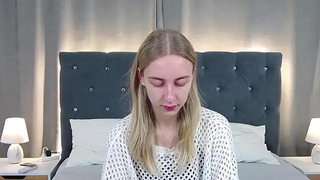 LirienVexx online show from July 5, 2026, 5:36 am