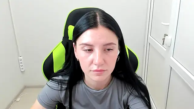 PatteMeoww online show from July 15, 2026, 12:21 pm