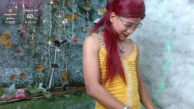 Valensmile online show from June 17, 2026, 7:59 pm