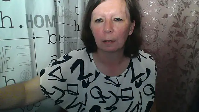 Snapshot of Schastlivaya43 chatting on June 10, 2026, 9:03 pm Schastlivaya43 online show from June 10, 2026, 9:03 pm