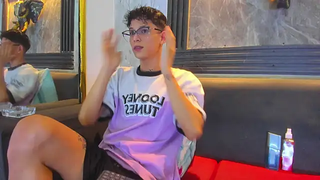 Brianhot0F online show from June 28, 2026, 11:49 am