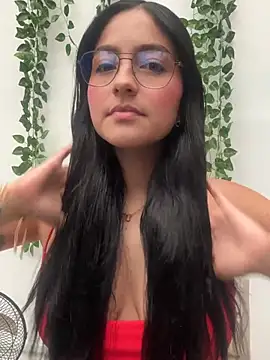 SophiCastro09  online show from July 7, 2026, 2:54 pm
