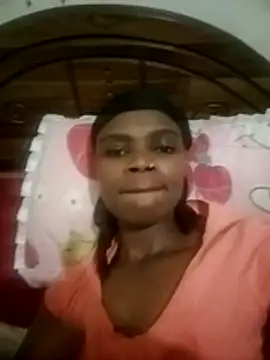 sweetannnie online show from June 19, 2026, 3:44 am