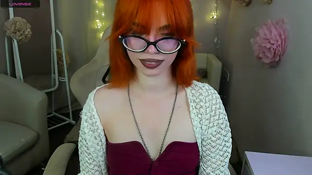 Velvet  Kiss online show from July 19, 2026, 8:45 pm