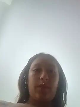 MiaSaen online show from July 4, 2026, 2:18 am