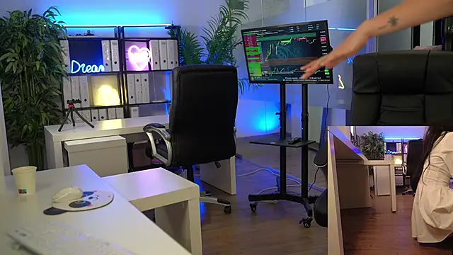 BabesGoWild online show from February 21, 2026, 5:52 am