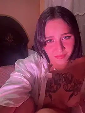 ameliasexlove online show from June 18, 2026, 9:14 am