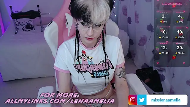 Snapshot of Lenas_Playroom chatting on February 1, 2025, 4:22 pm Lenas Playroom online show from February 1, 2025, 4:22 pm