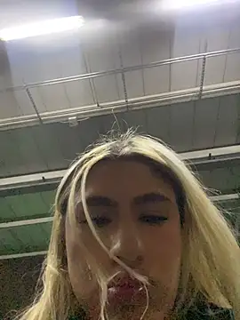 Lia-firee online show from July 15, 2026, 1:55 am