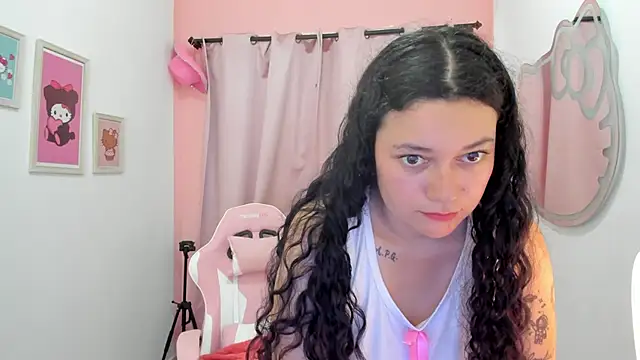 ArianaLaurent online show from June 12, 2026, 12:37 pm