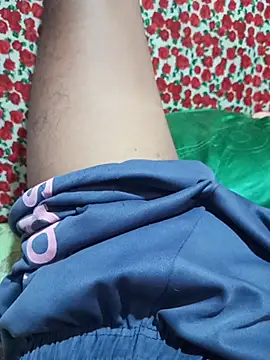paupequeno0 online show from July 13, 2026, 7:49 pm